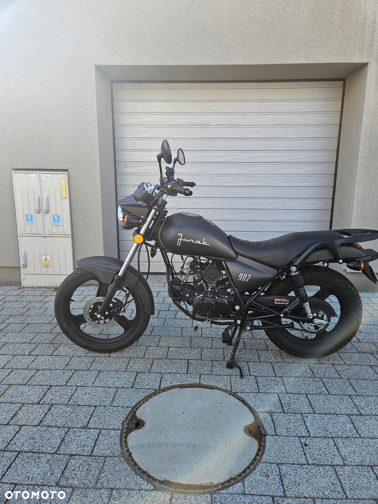 Junak 902 - 1