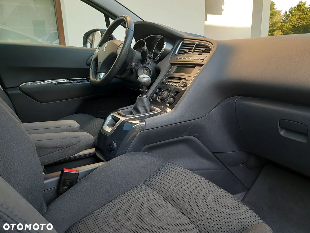 Peugeot 5008 HDI FAP 150 Style - 27