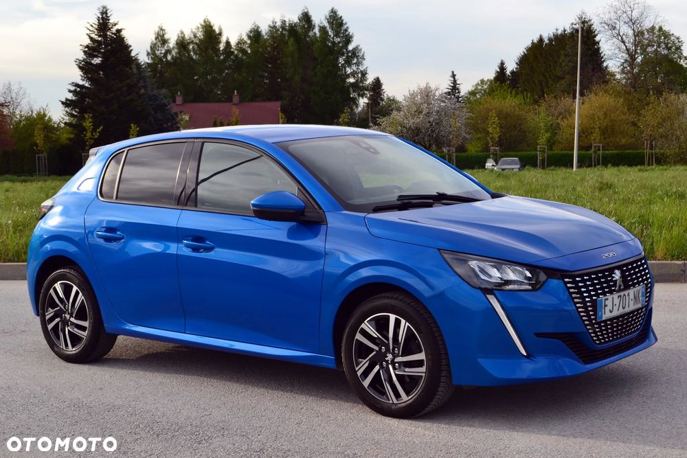 Peugeot 208 - 5