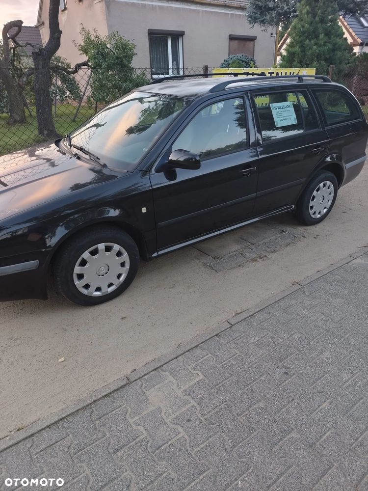 Skoda Octavia 1.6 Classic - 1