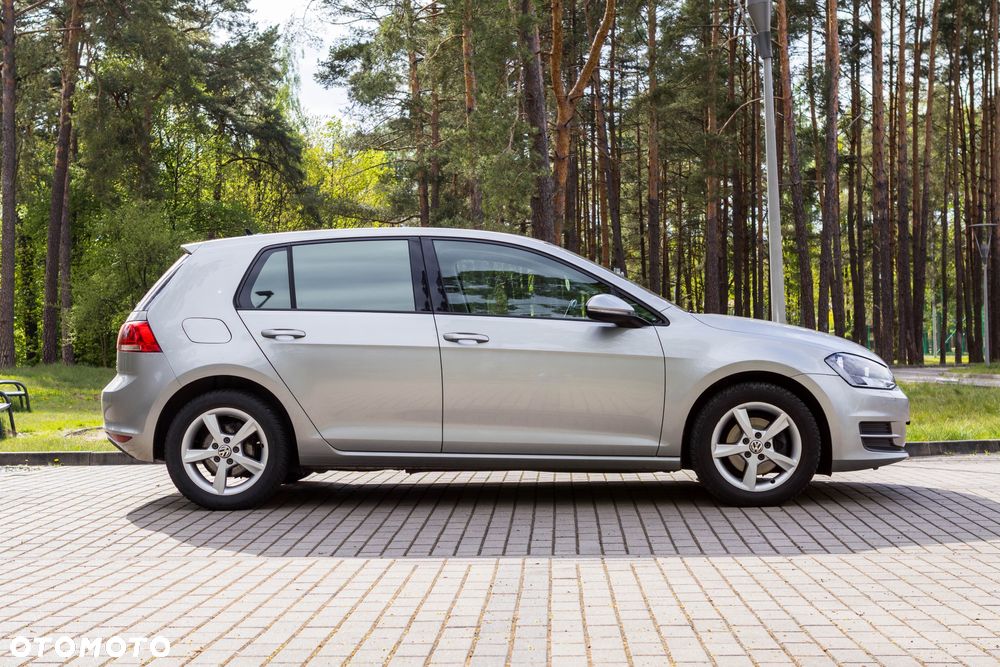 Volkswagen Golf 1.6 TDI BlueMotion Comfortline - 3