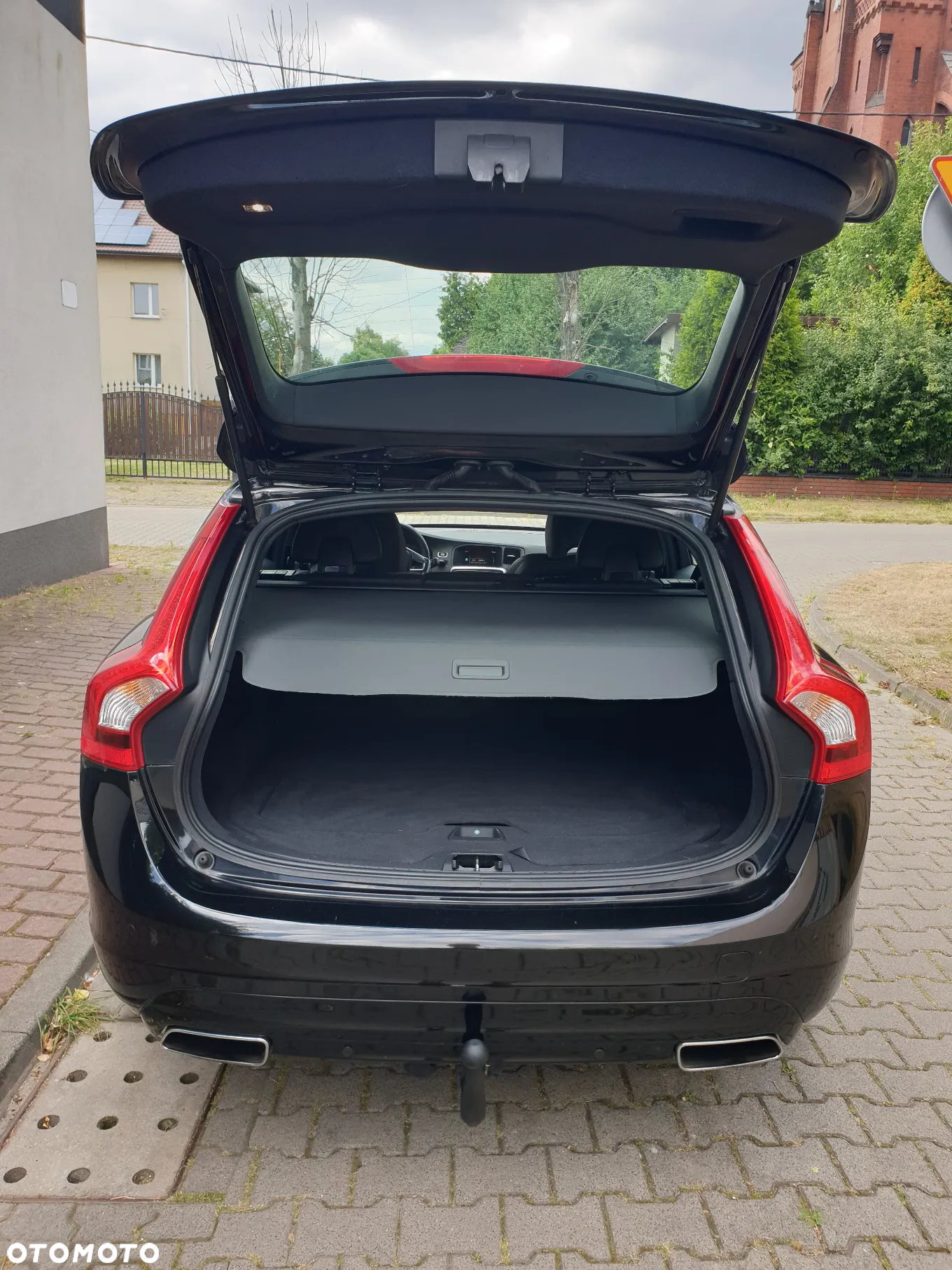 Volvo V60 D4 Summum - 39