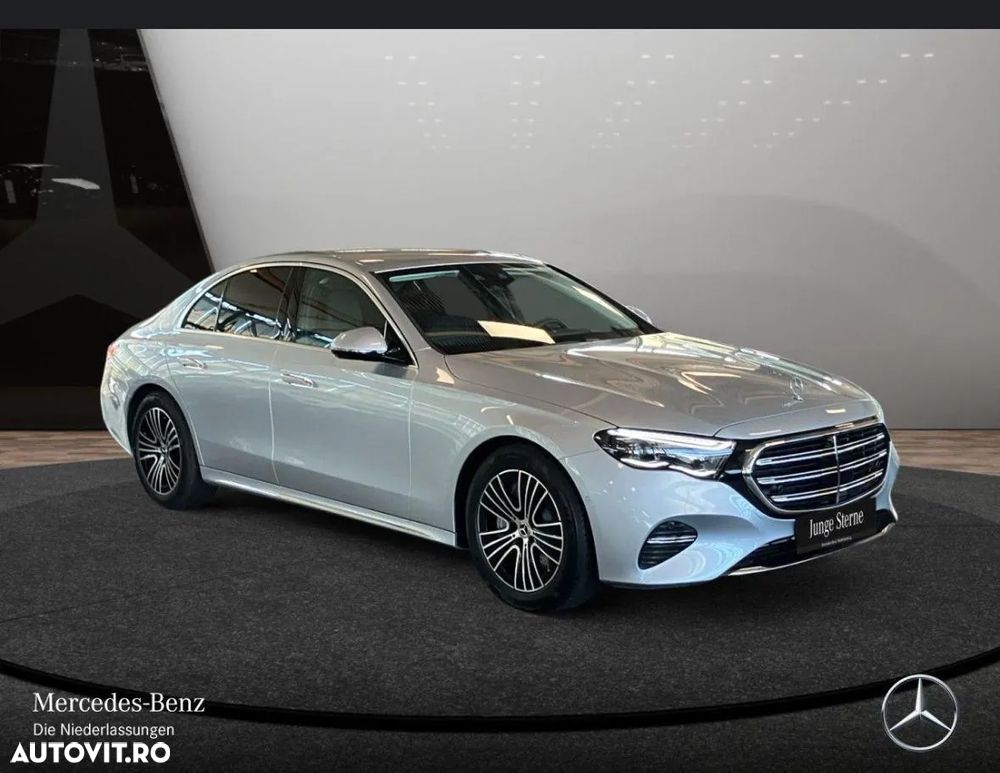 Mercedes-Benz E 220 d 9G-TRONIC - 1