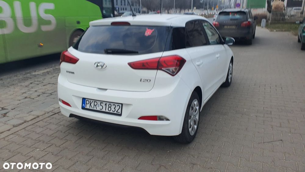 Hyundai i20 1.1 CRDi Classic + - 15