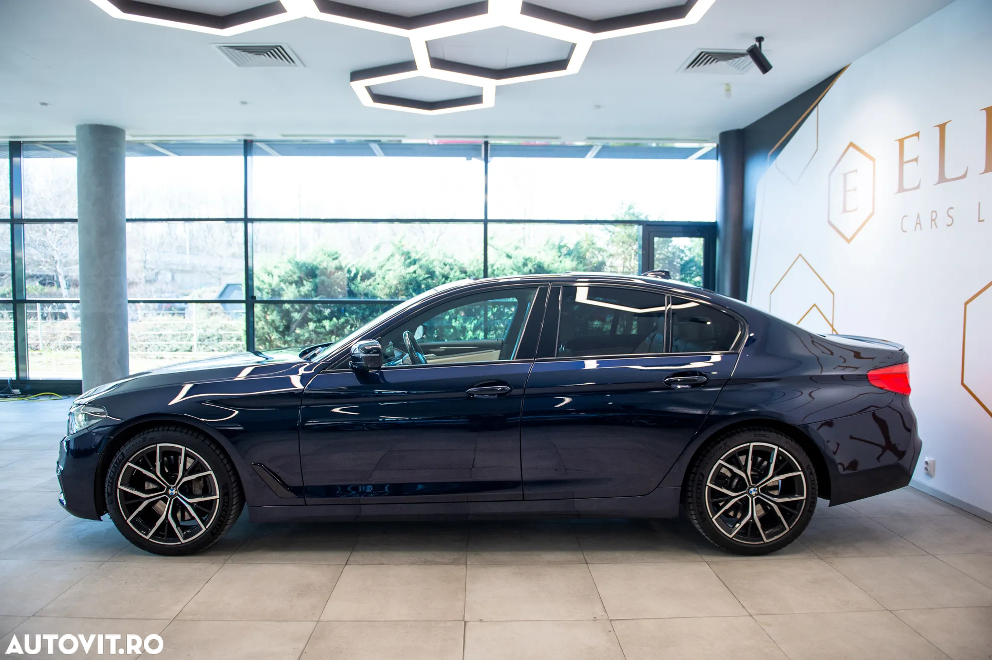 BMW Seria 5 540d xDrive AT - 4