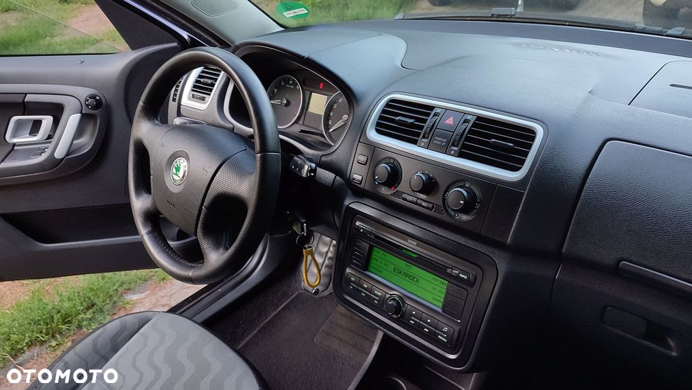 Skoda Roomster 1.4 16V Style PLUS EDITION - 20