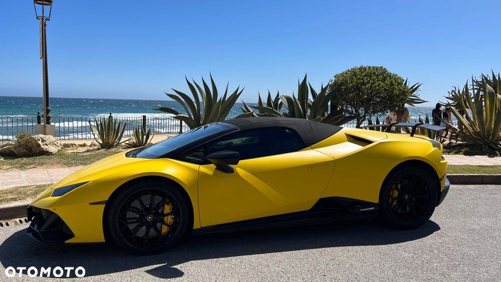 Lamborghini Huracan EVO - 21