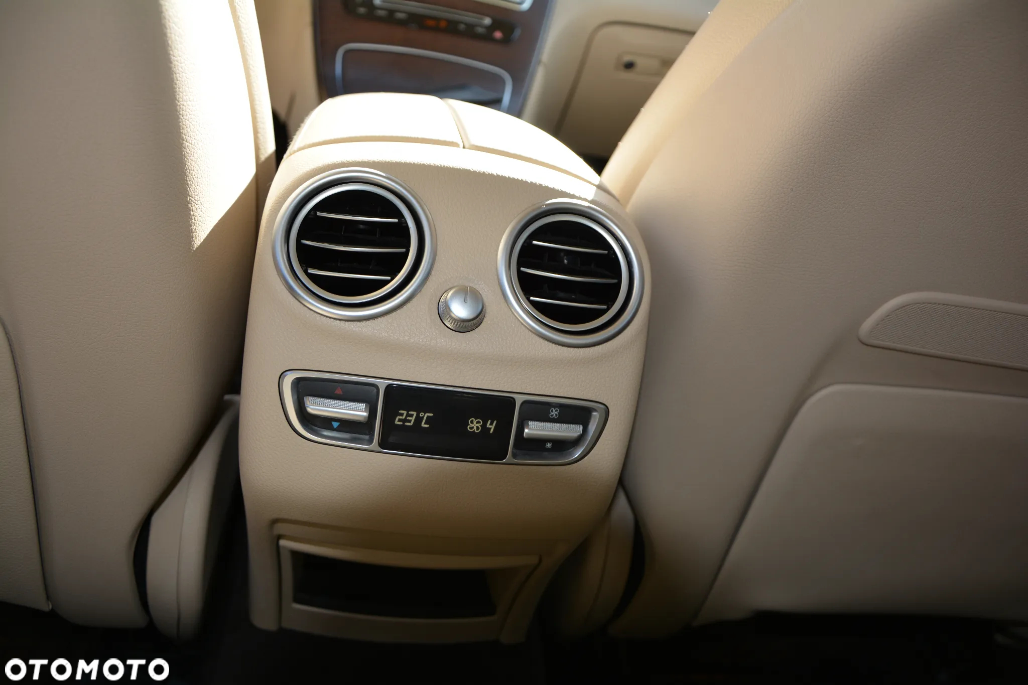 Mercedes-Benz GLC 250 4-Matic - 16