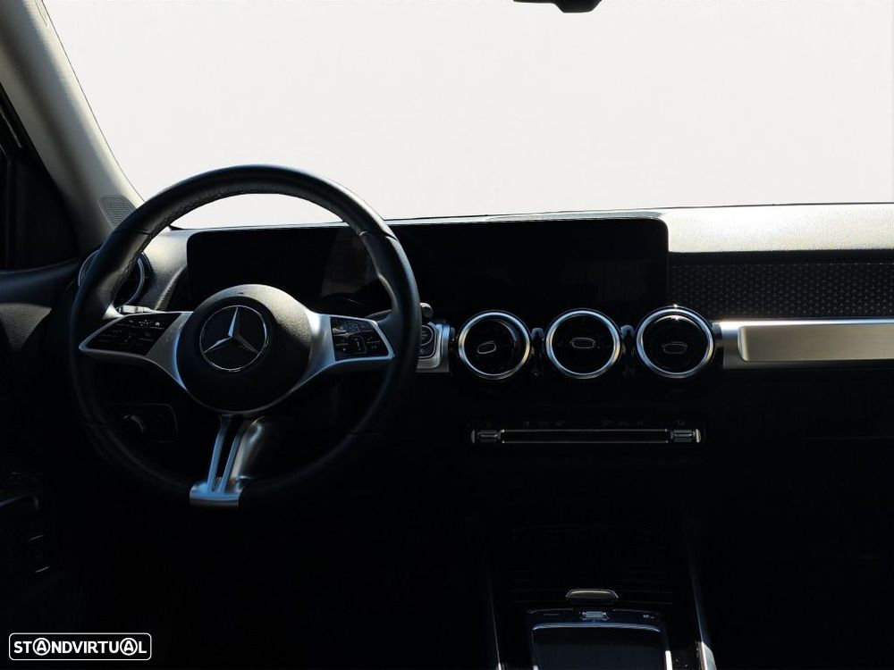 Mercedes-Benz GLB 180 d - 12