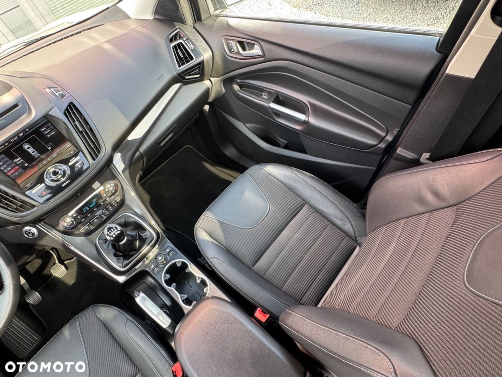 Ford Kuga 2.0 TDCi AWD ST-Line - 26