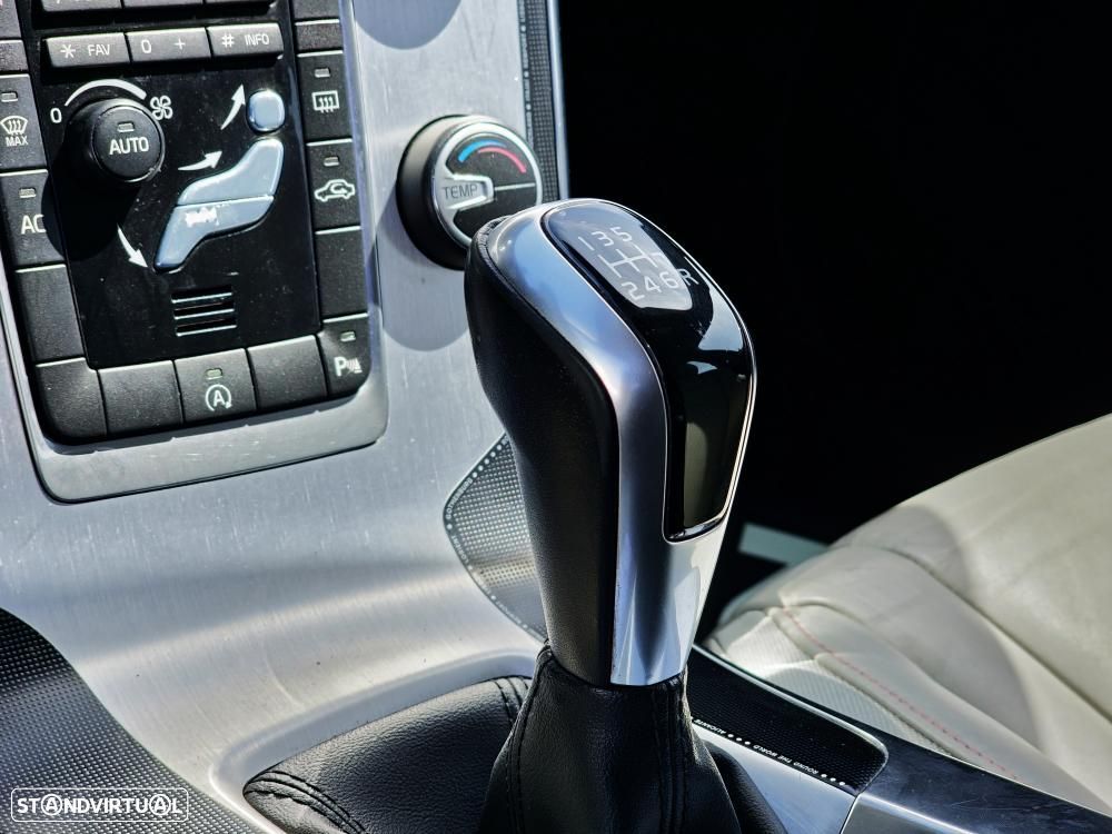 Volvo V60 2.0 D3 Volvo Ocean Race - 22