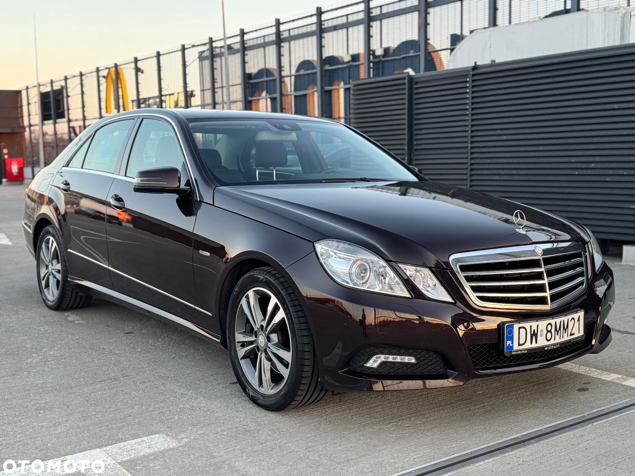 Mercedes-Benz Klasa E 350 CDI BlueEff Avantgarde - 20