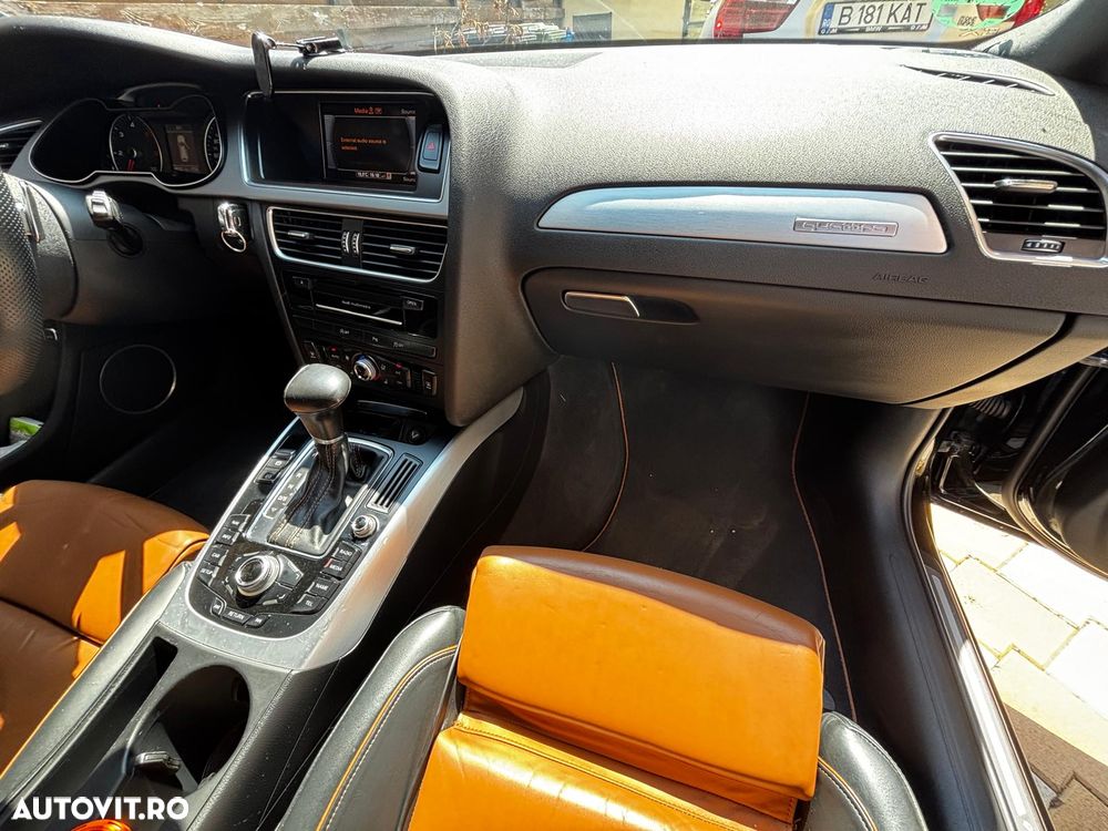 Audi A4 Avant 2.0 TDI quattro S tronic - 14