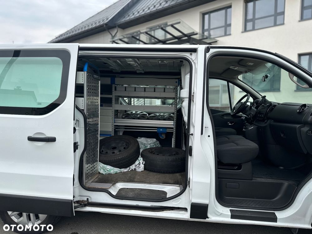 Opel Vivaro - 27