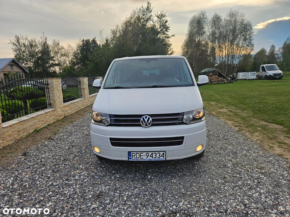 Volkswagen Multivan - 10
