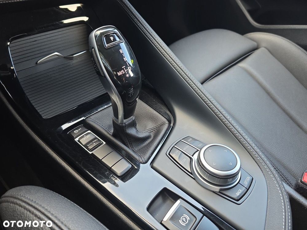 BMW X2 sDrive18i GPF - 23