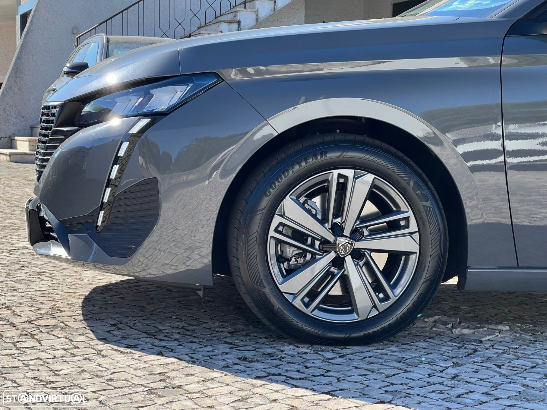 Peugeot 308 1.2 PureTech Allure EAT8 - 2