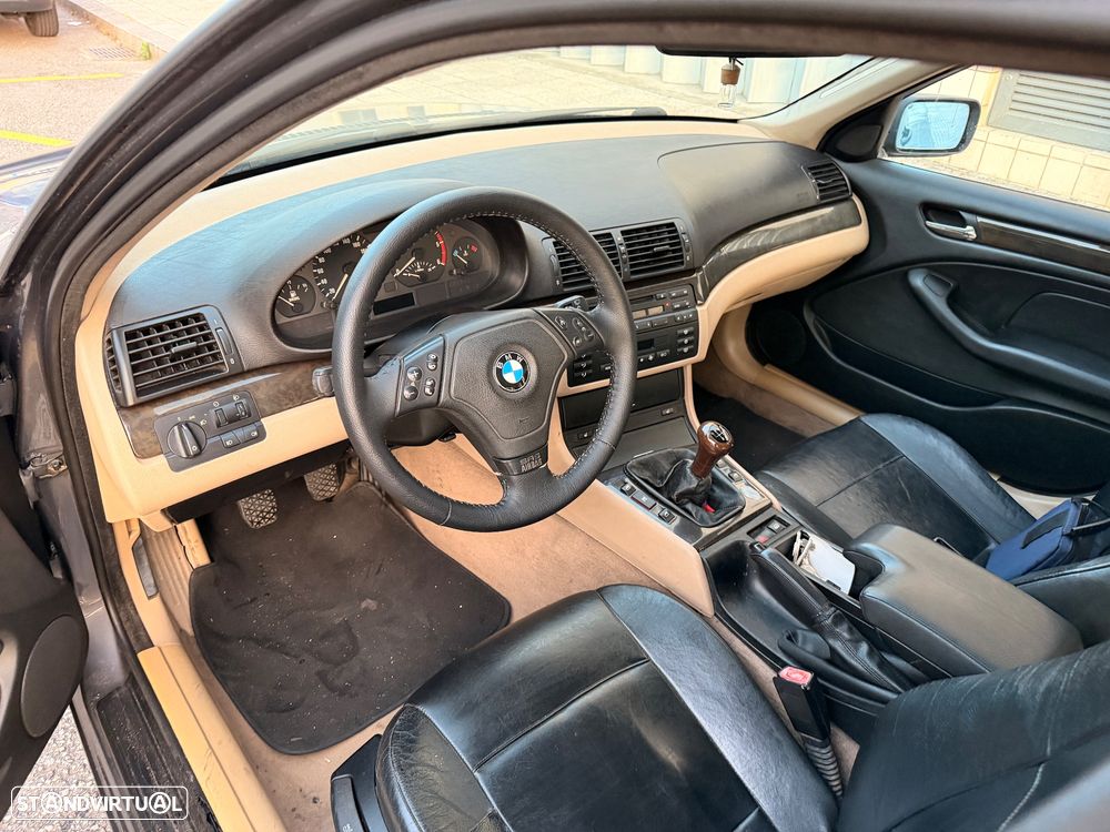 BMW 320 d Touring - 10