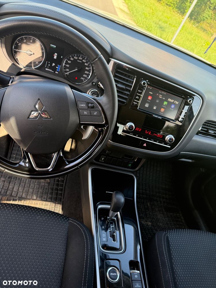 Mitsubishi Outlander 2.0 Intense + SDA 4WD CVT - 8