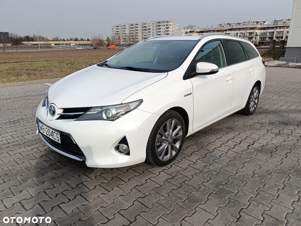 Toyota Auris - 1
