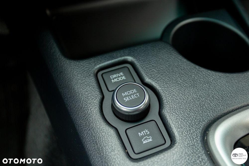 Toyota Hilux 2.8 D-4D mHEV Double Cab Executive 4x4 - 29