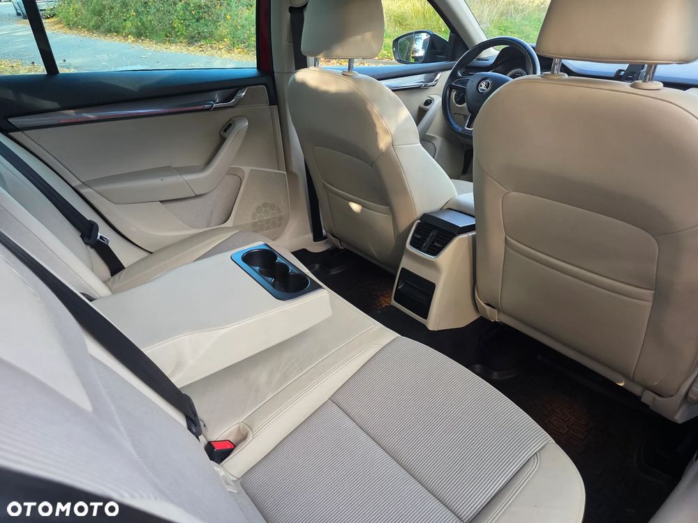 Skoda Octavia 1.4 TSI Style DSG - 13