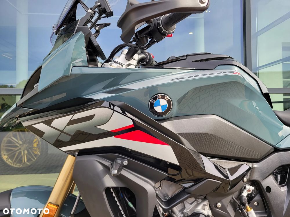 BMW XR - 16