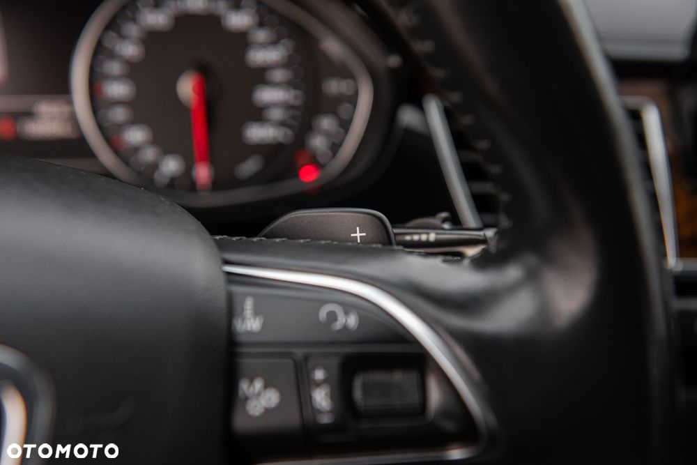 Audi A8 3.0 TDI DPF quattro tiptronic - 23