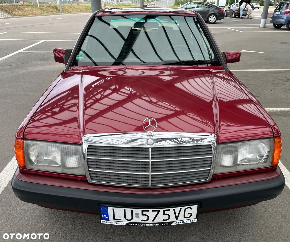Mercedes-Benz W201 (190) - 7