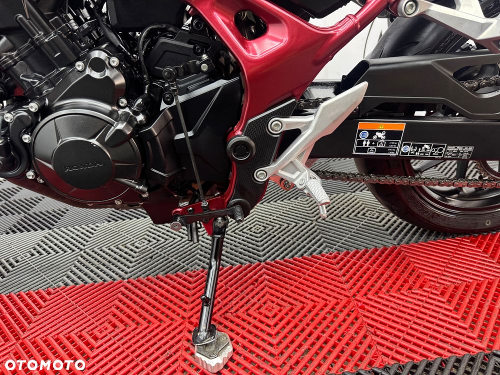 Honda CB - 18