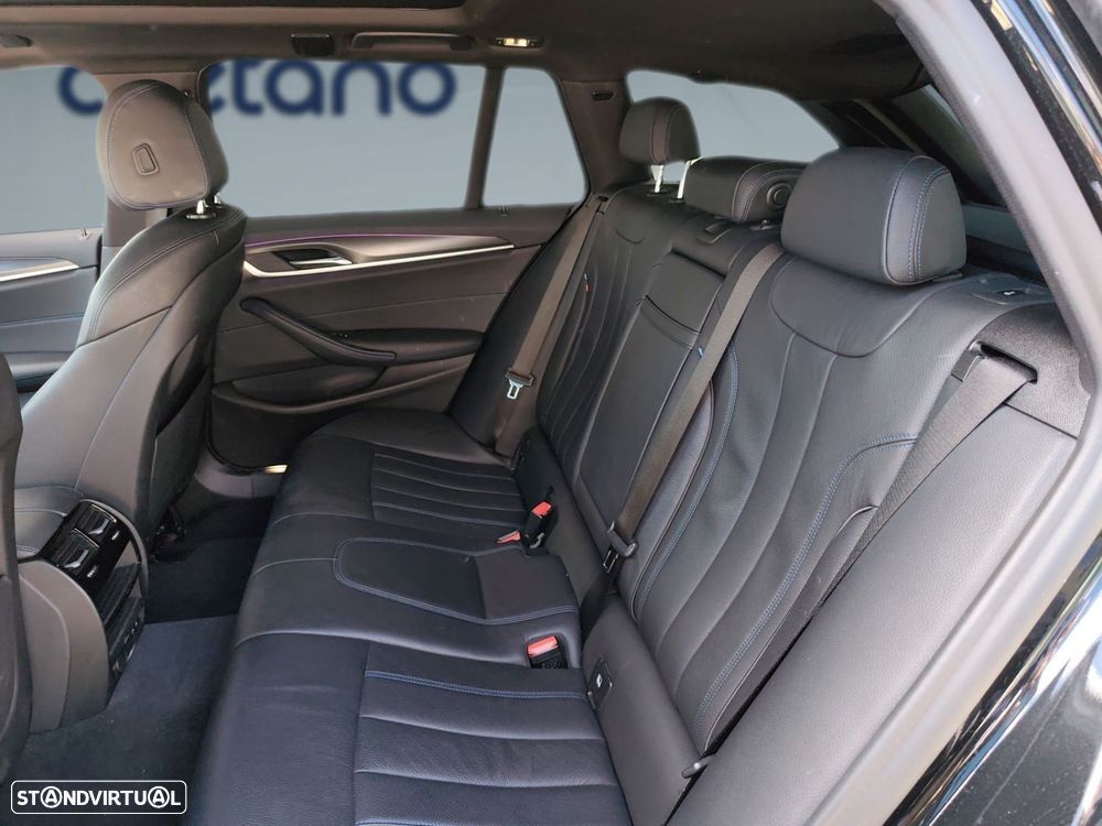 BMW 520 e Pack M - 14
