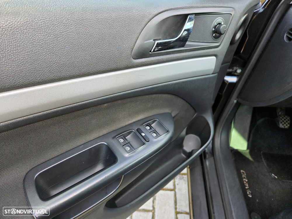 Skoda Octavia Break 1.6 TDi Greenline Conforto - 16