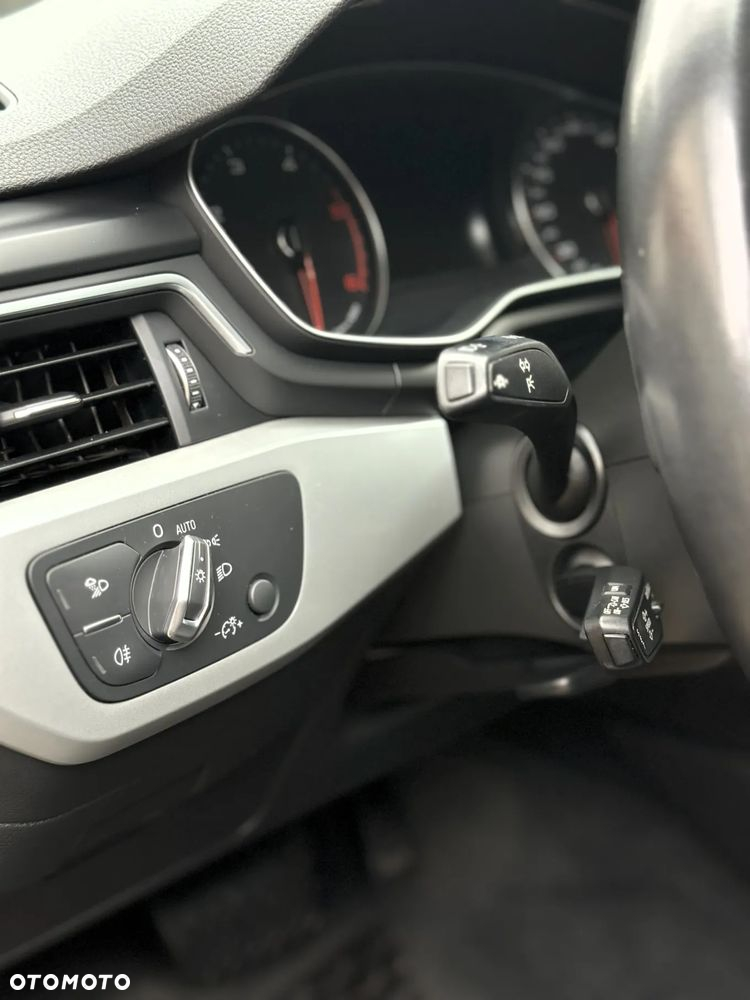 Audi A4 35 TDI S tronic - 11