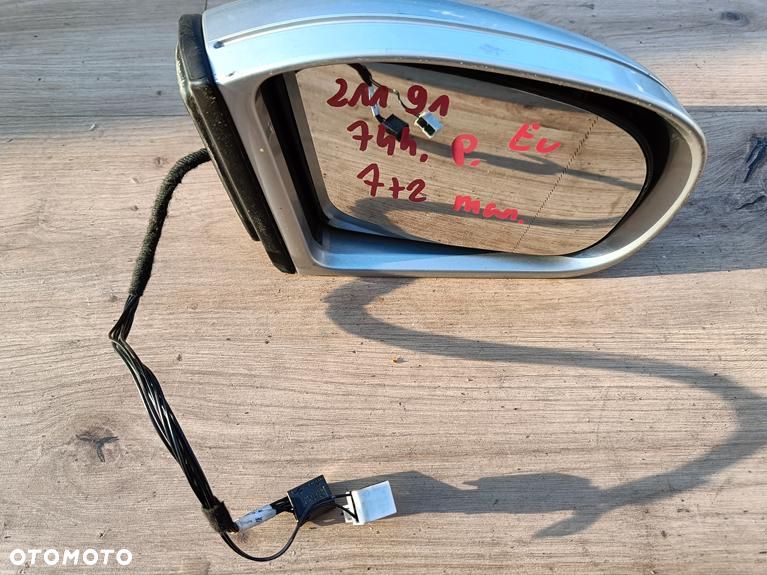 MERCEDES W211 LUSTERKO PRAWE 744 EU 9 pinów Manualnie Składane - 6