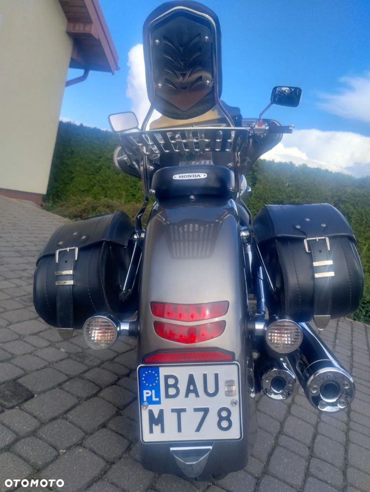 Honda VTX - 13