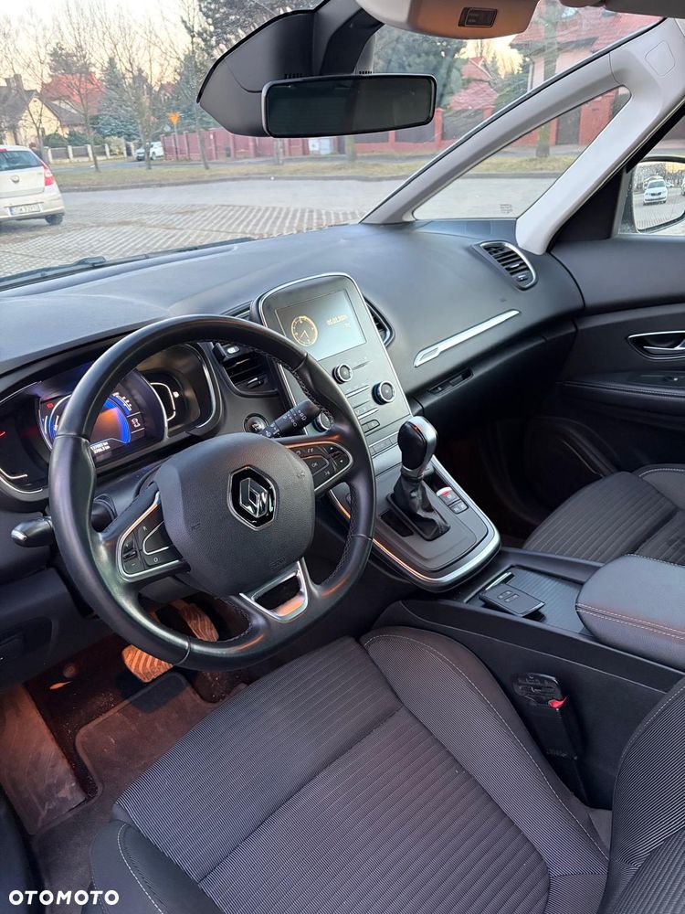 Renault Scenic - 6
