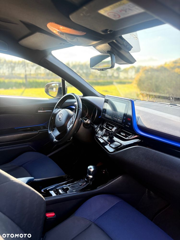 Toyota C-HR - 18