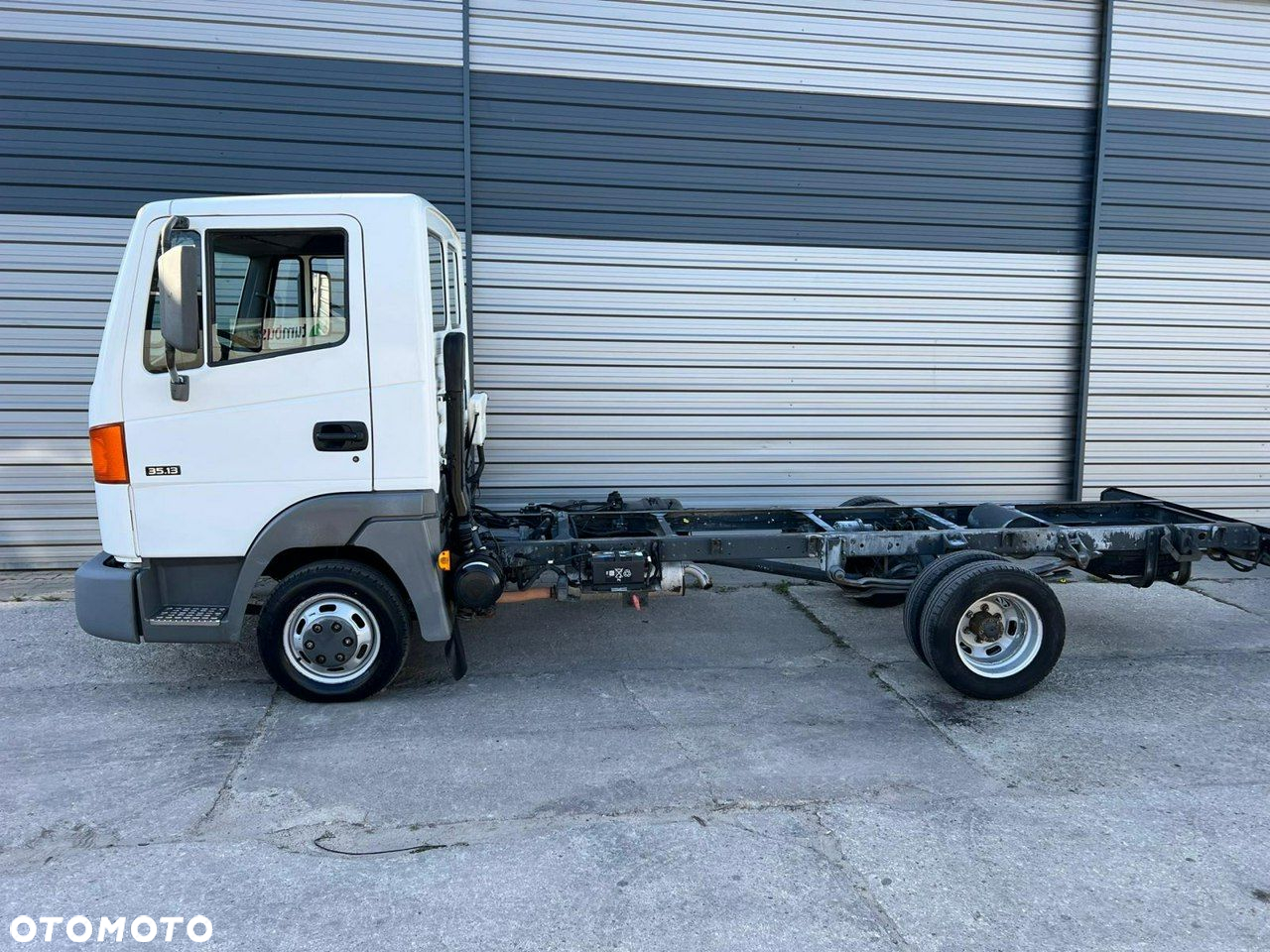 Nissan Atleon - 6