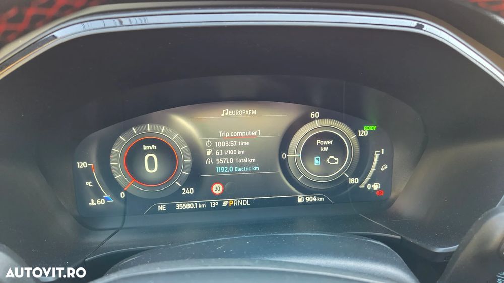 Ford Kuga 2.5 Duratec FHEV FWD ST Line - 12