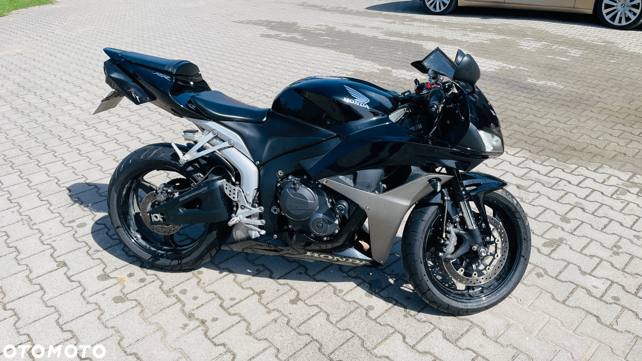 Honda CBR - 9