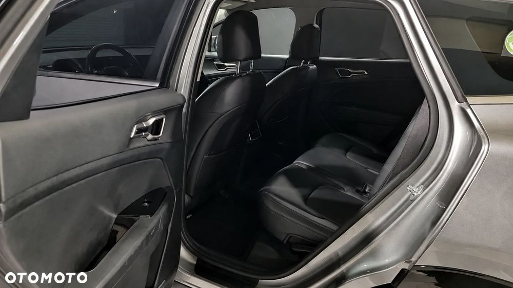 Kia Sportage 2,0 CRDI AWD Platinum - 13