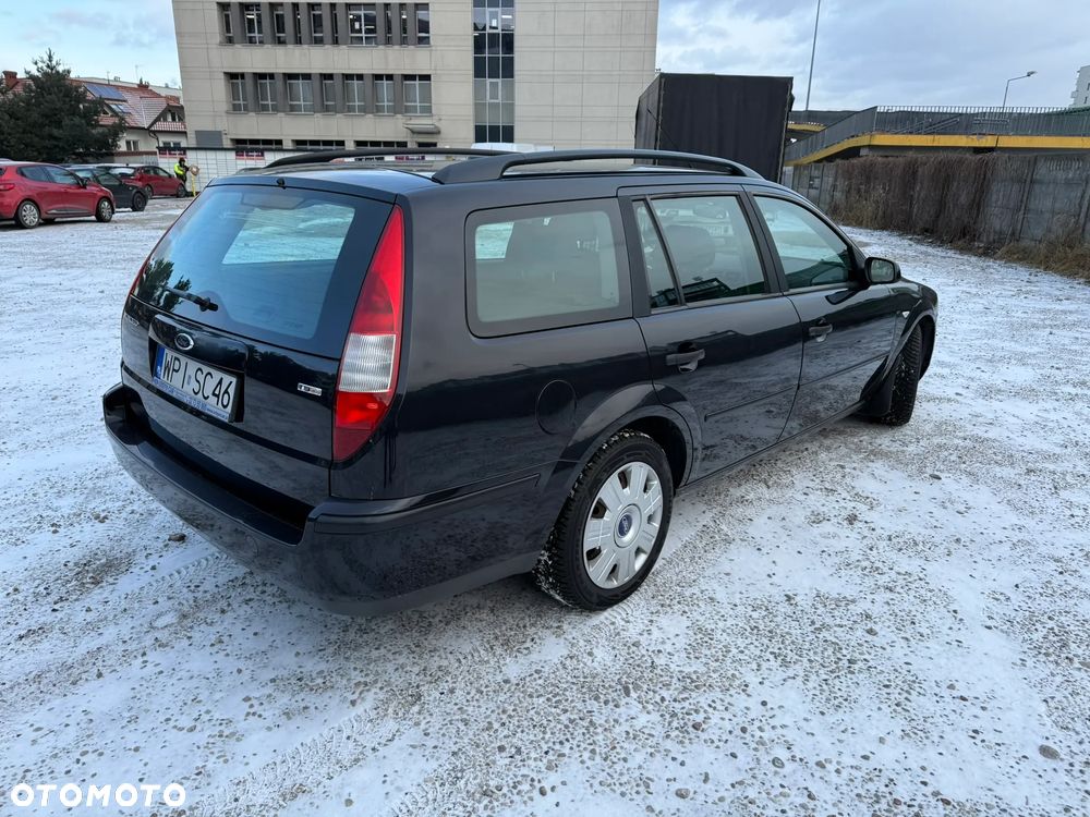 Ford Mondeo 2.0 TDCi Ghia - 12