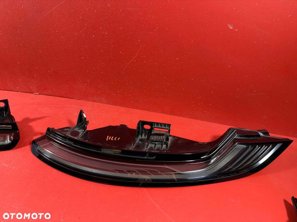 LAMPY TYLNE BLENDA PORSCHE 911 992 TUTBO GTS - 6