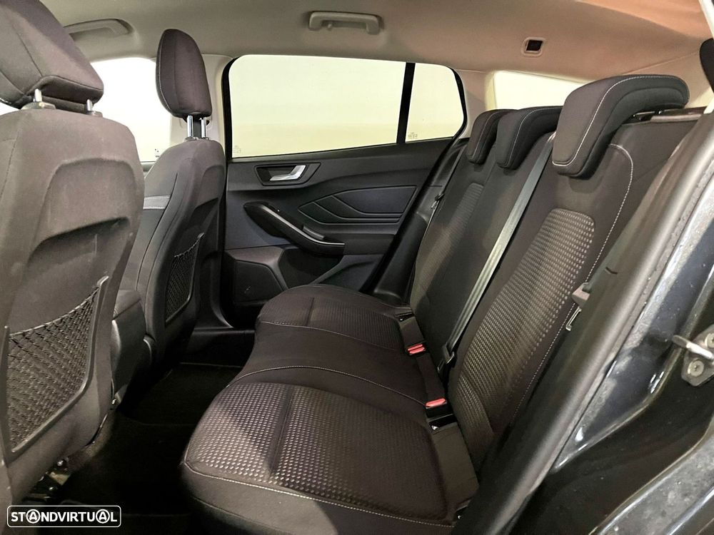 Ford Focus SW 1.5 TDCi EcoBlue Connected Aut. - 16