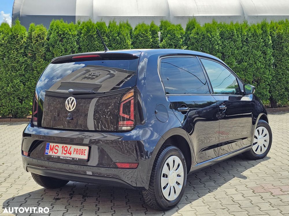 Volkswagen up! BlueMotion Technology club - 3