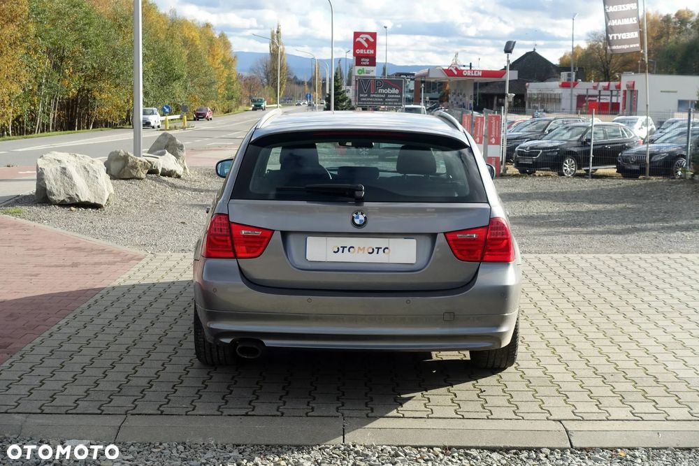BMW Seria 3 316d Touring - 6