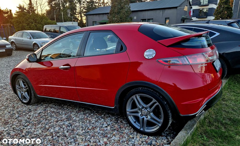 Honda Civic 1.8i-VTEC Sport - 2