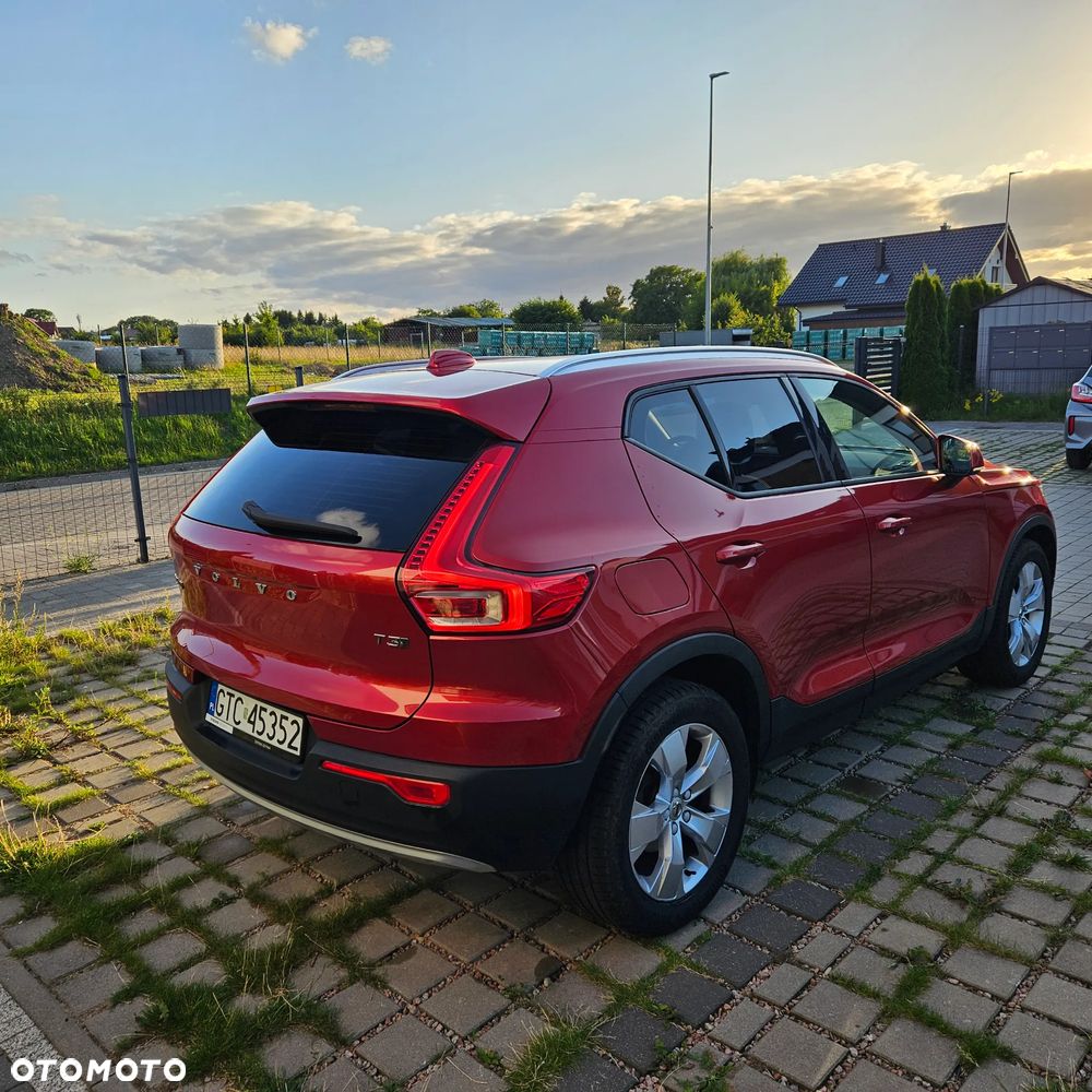 Volvo XC 40 T3 Momentum Pro - 11