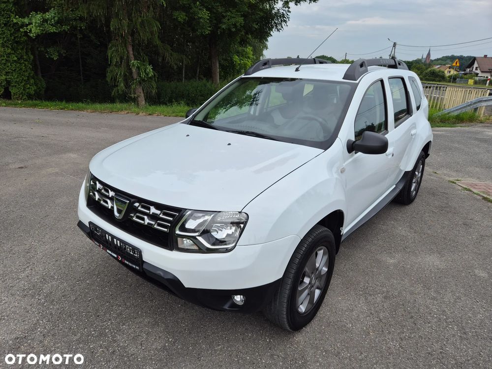 Dacia Duster SCe 115 4x2 Laureate - 4