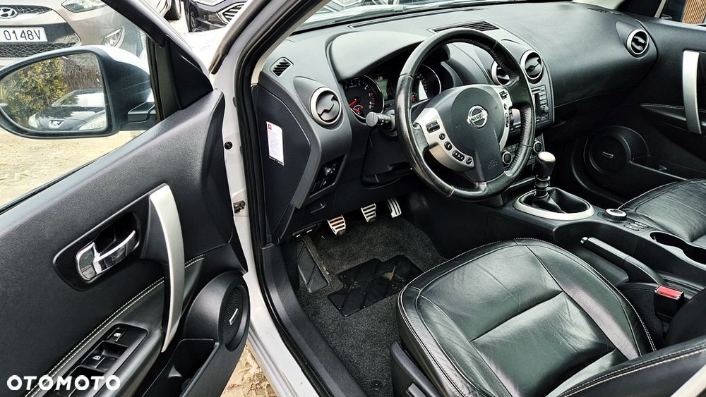 Nissan Qashqai+2 2.0 4x4 Tekna - 27